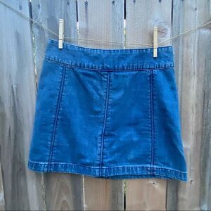Free people denim mini skirt size 6